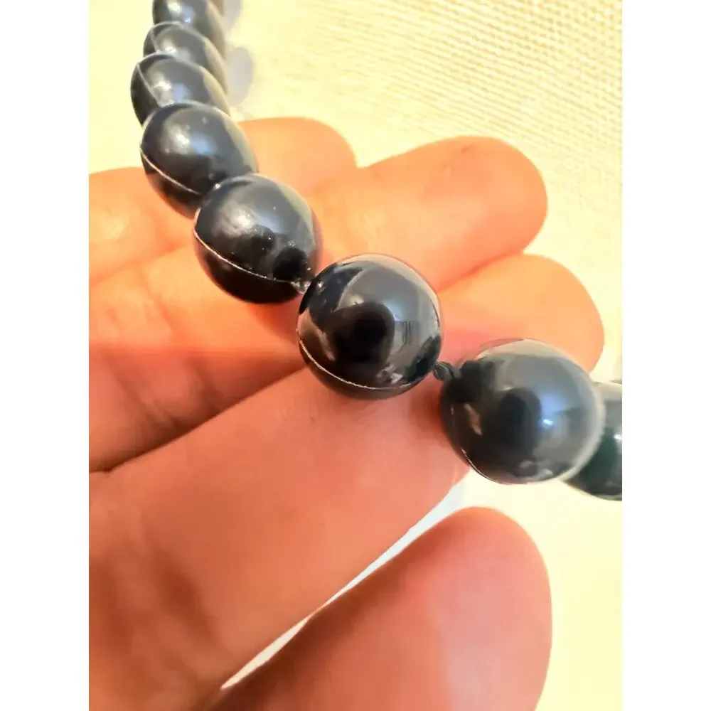Vintage Black Bead Necklace 18”
